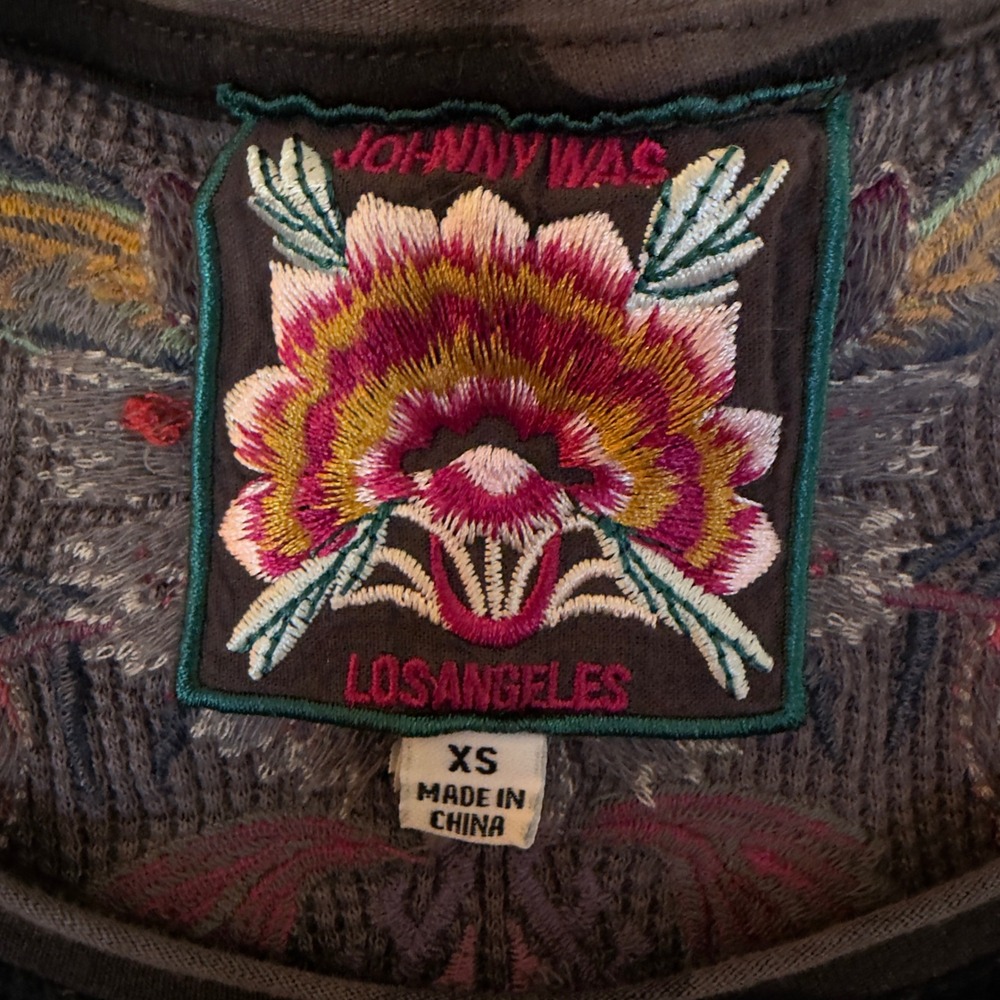 Johnny Was Camo Embroidered Thermal Top XS Waffle Knit Long Sleeve J13519-8 - Picture 3 of 10